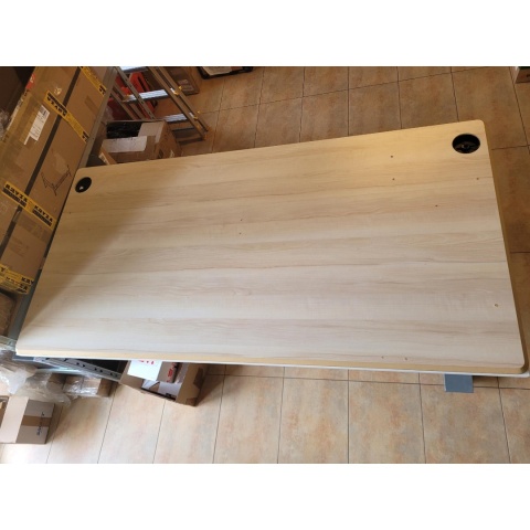 Blat do biurka o wymiarach 160x80 cm - powystawowy